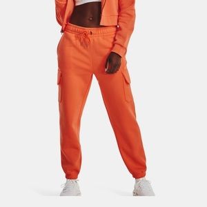 Under Armour Women's Playback Essential Fleece Cargo Pants